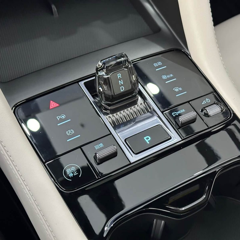 Song PLUS New Energy 2025 EV Smart Driving Edition 520km Luxury Model Song PLUS New Energy 2025 EV Smart Driving Edition 520km Luxury Model