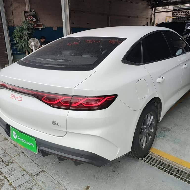 Qin L 2024 DM-i 80KM Leading Edition Qin L 2024 DM-i 80KM Leading Edition