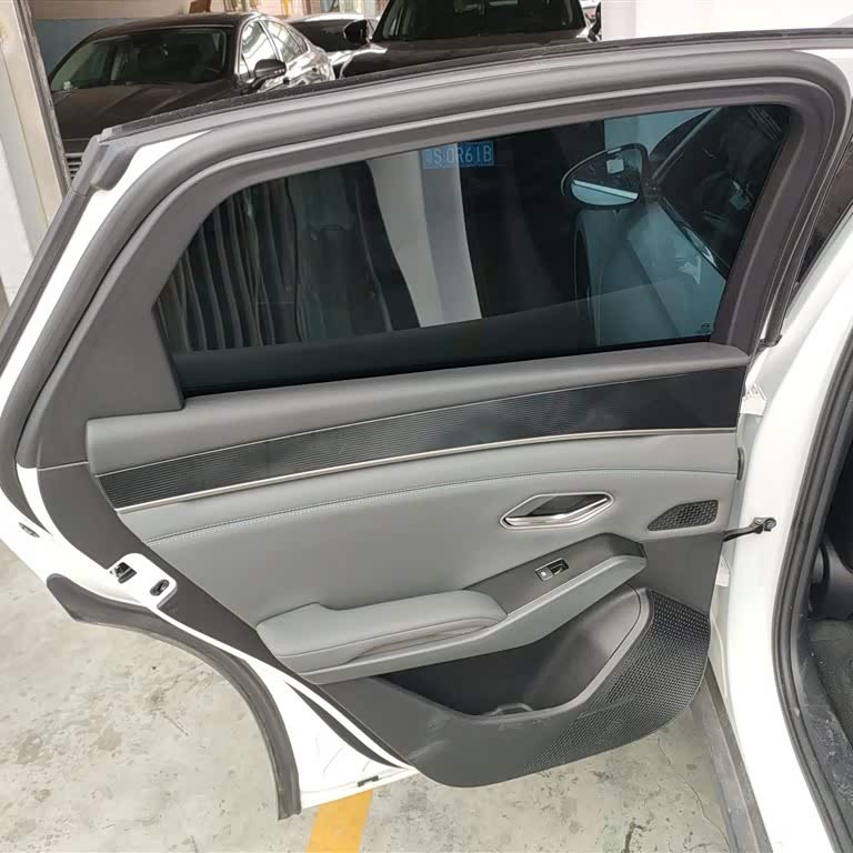 Qin L 2024 DM-i 80KM Leading Edition Qin L 2024 DM-i 80KM Leading Edition