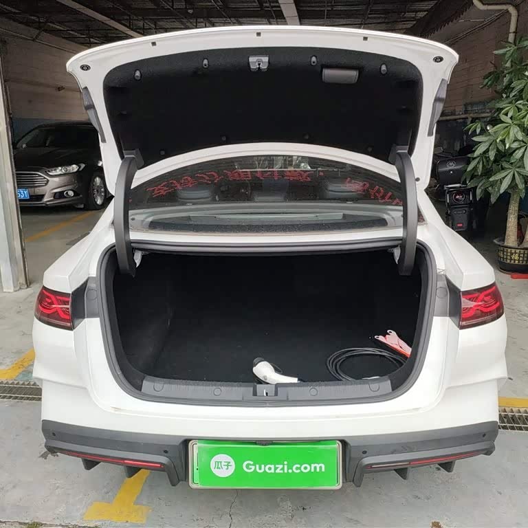 Qin L 2024 DM-i 80KM Leading Edition Qin L 2024 DM-i 80KM Leading Edition