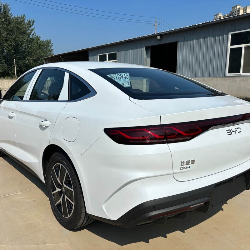 Qin L 2024 DM-i 120KM Leading Edition Qin L 2024 DM-i 120KM Leading Edition