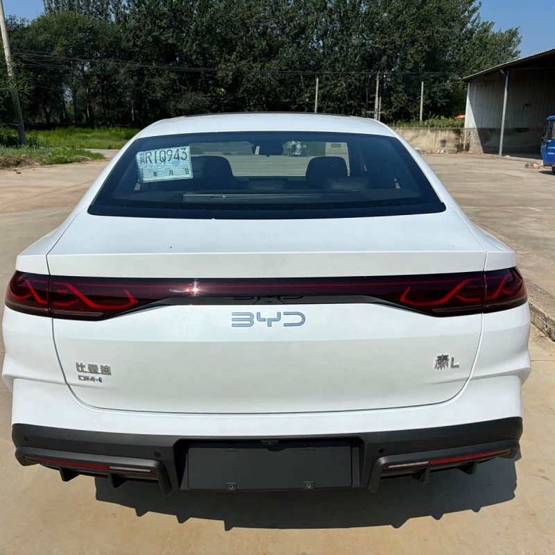 Qin L 2024 DM-i 120KM Leading Edition Qin L 2024 DM-i 120KM Leading Edition