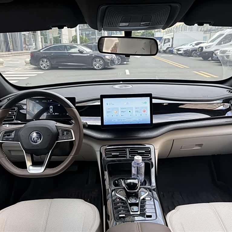 Qin PLUS 2024 Honor Edition DM-i 55KM Leading Edition Qin PLUS 2024 Honor Edition DM-i 55KM Leading Edition