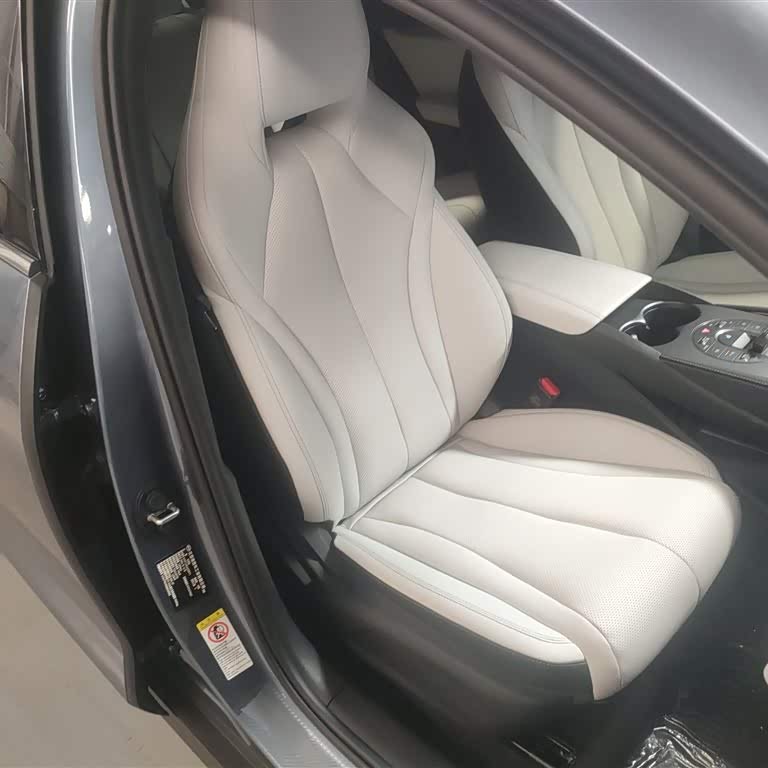 Haibao 06 New Energy 2024 DM-i 80KM Premium Edition Haibao 06 New Energy 2024 DM-i 80KM Premium Edition