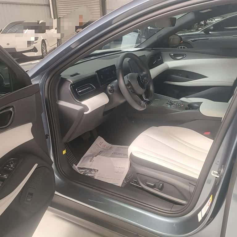 Haibao 06 New Energy 2024 DM-i 80KM Premium Edition Haibao 06 New Energy 2024 DM-i 80KM Premium Edition