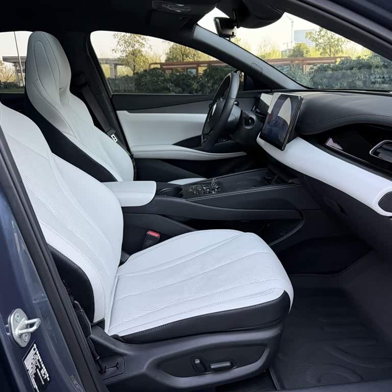 Haibao 06 New Energy 2024 DM-i 120KM Premium Edition Haibao 06 New Energy 2024 DM-i 120KM Premium Edition