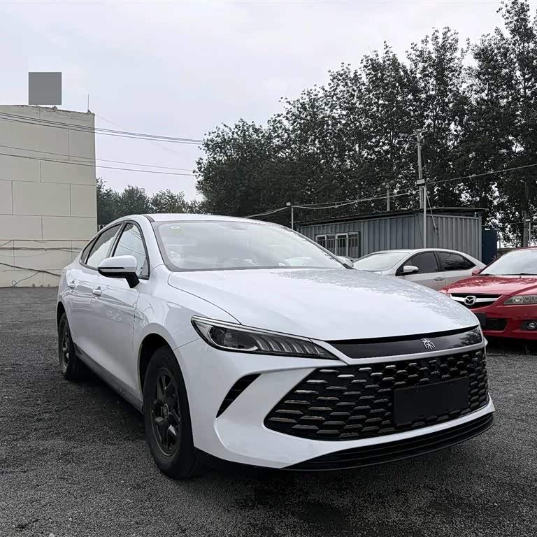 Qin PLUS 2025 DM-i Intelligent Driving Edition 55KM Leading Edition Qin PLUS 2025 DM-i Intelligent Driving Edition 55KM Leading Edition