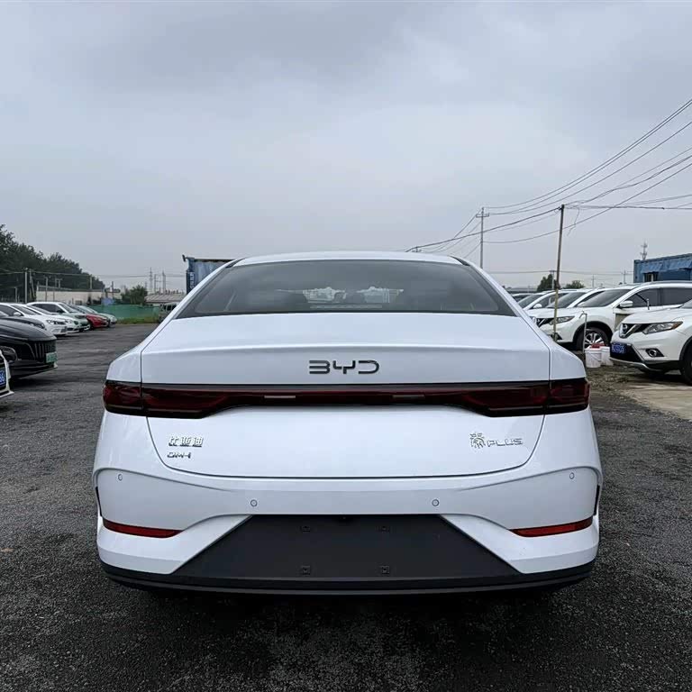 Qin PLUS 2025 DM-i Intelligent Driving Edition 55KM Leading Edition Qin PLUS 2025 DM-i Intelligent Driving Edition 55KM Leading Edition
