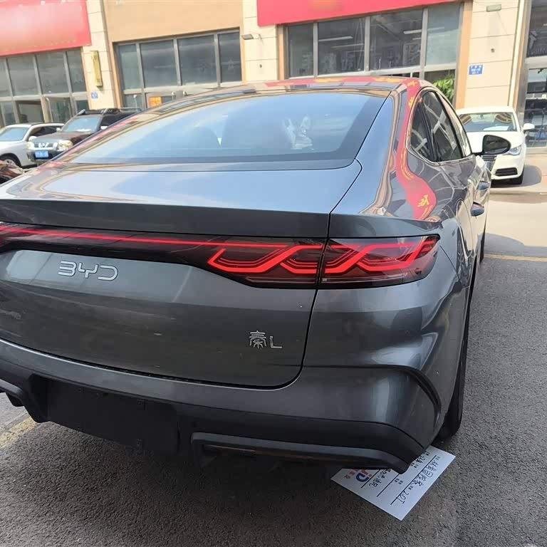 Qin L 2024 DM-i 120KM Leading Edition Qin L 2024 DM-i 120KM Leading Edition
