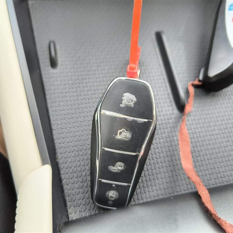 Qin L 2024 DM-i 120KM Leading Edition Qin L 2024 DM-i 120KM Leading Edition
