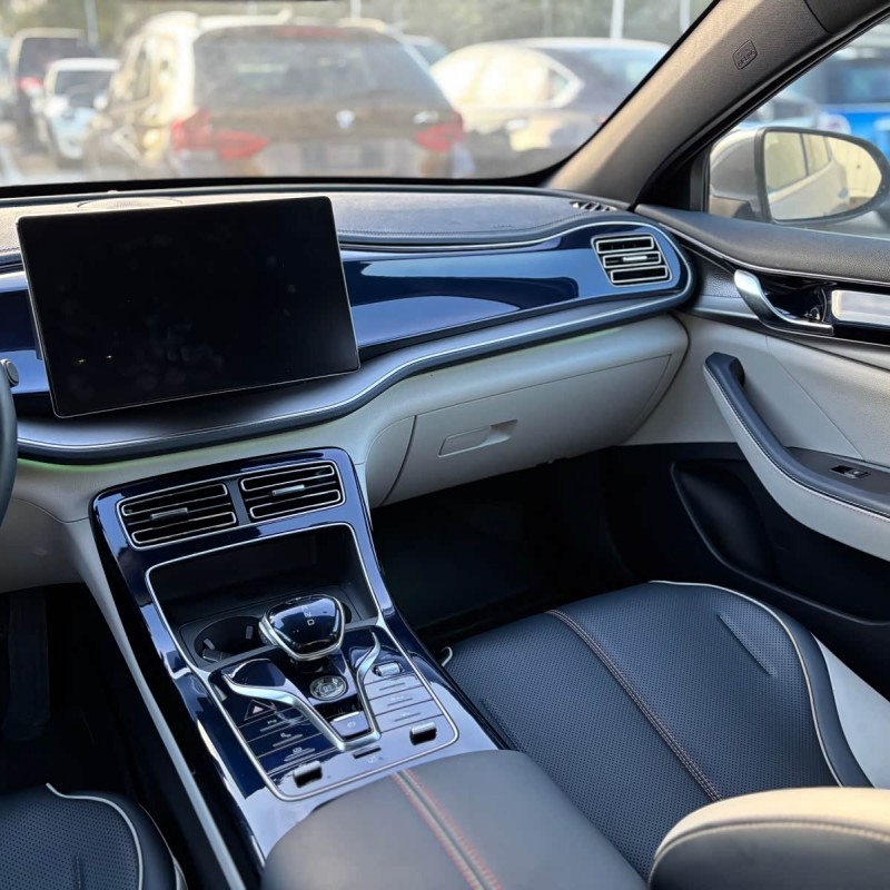 Qin PLUS 2023 Champion Edition DM-i 120KM Excellence Edition Qin PLUS 2023 Champion Edition DM-i 120KM Excellence Edition