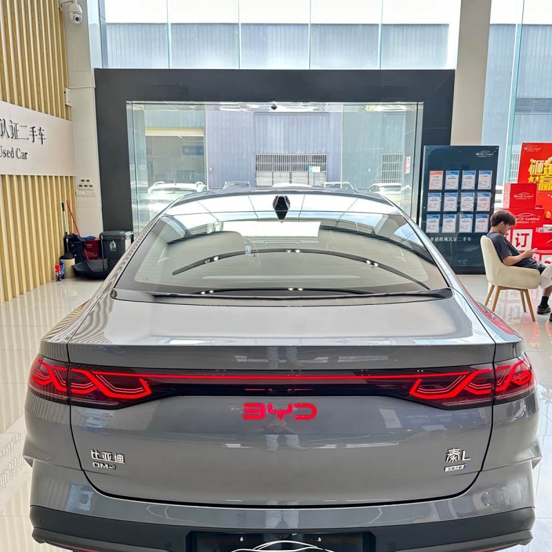 Qin L 2025 DM-i Intelligent Driving Edition 120KM Leading Model Qin L 2025 DM-i Intelligent Driving Edition 120KM Leading Model