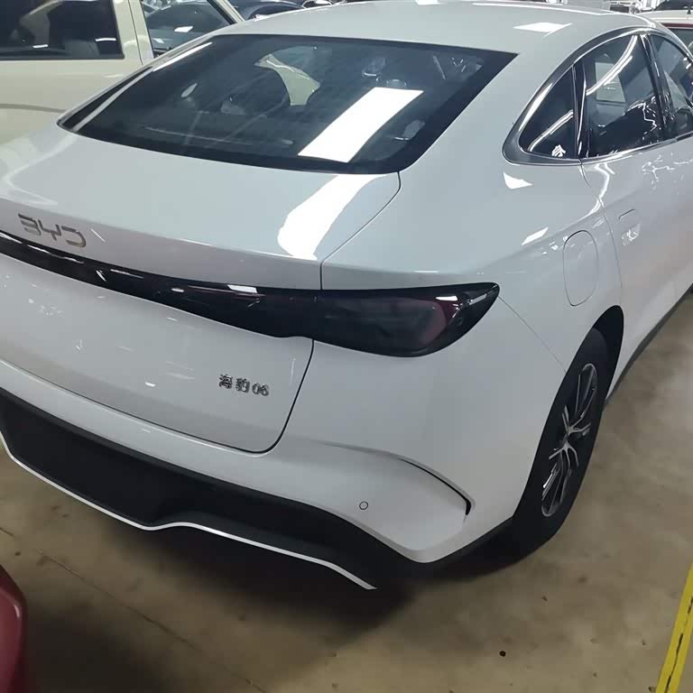 Haibao 06 New Energy 2024 DM-i 80KM Premium Edition Haibao 06 New Energy 2024 DM-i 80KM Premium Edition