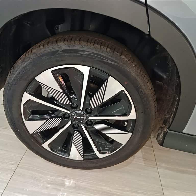 Song PLUS New Energy 2025 DM-i 112KM Premium Edition Song PLUS New Energy 2025 DM-i 112KM Premium Edition