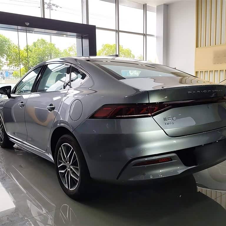 Qin PLUS 2024 Honor Edition DM-i 120KM Beyond Edition Qin PLUS 2024 Honor Edition DM-i 120KM Beyond Edition
