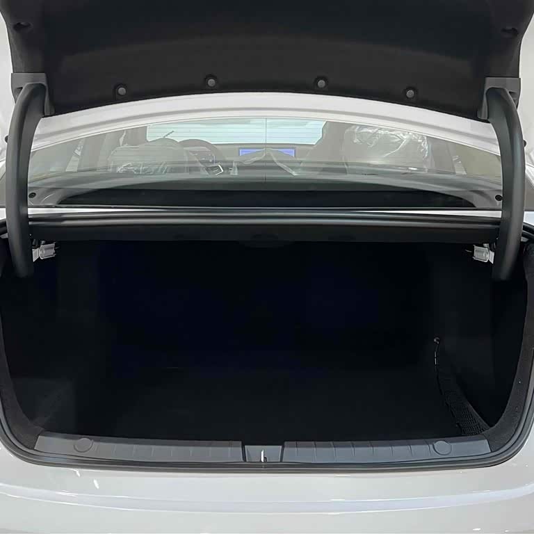 Destroyer 05 2024 Glory Edition DM-i 55KM Luxury Model Destroyer 05 2024 Glory Edition DM-i 55KM Luxury Model