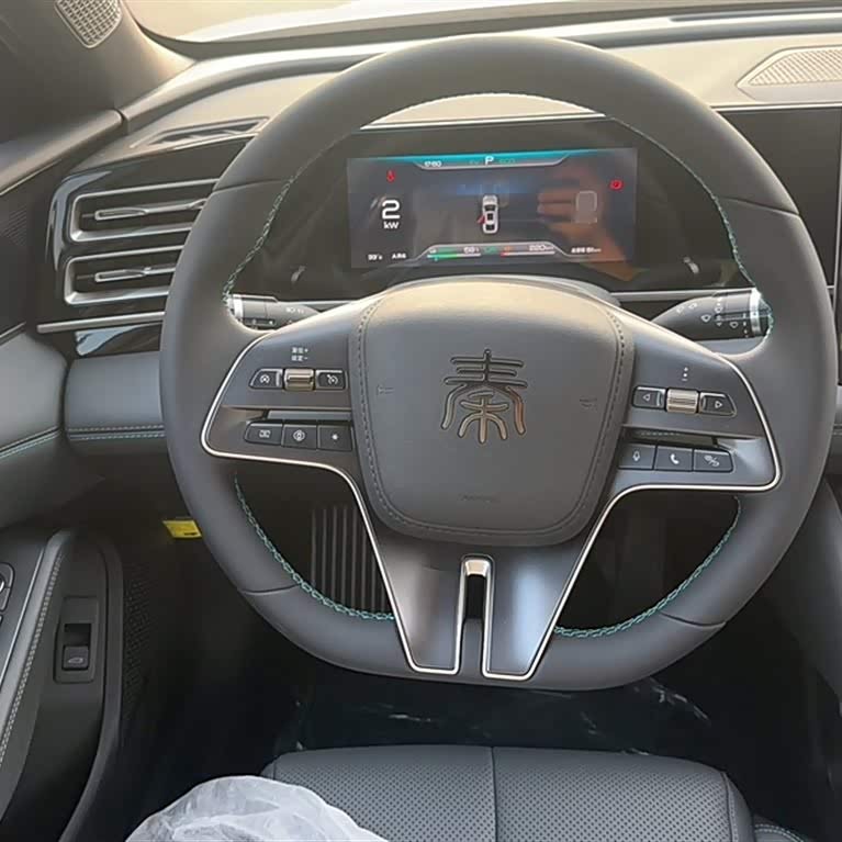 Qin L 2024 DM-i 120KM Leading Edition Qin L 2024 DM-i 120KM Leading Edition