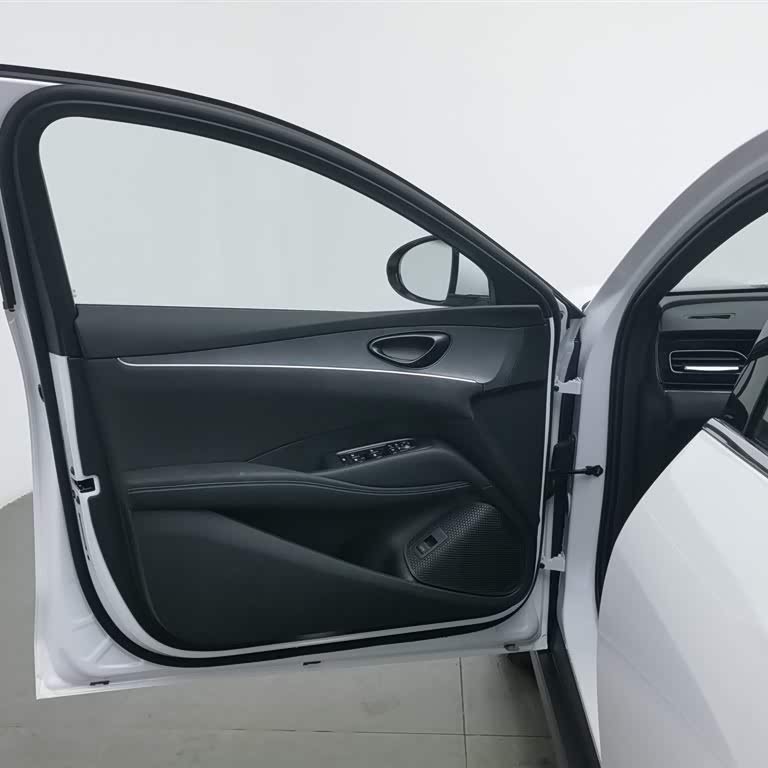 Haima 06 New Energy 2024 DM-i 120KM Premium Edition Haima 06 New Energy 2024 DM-i 120KM Premium Edition