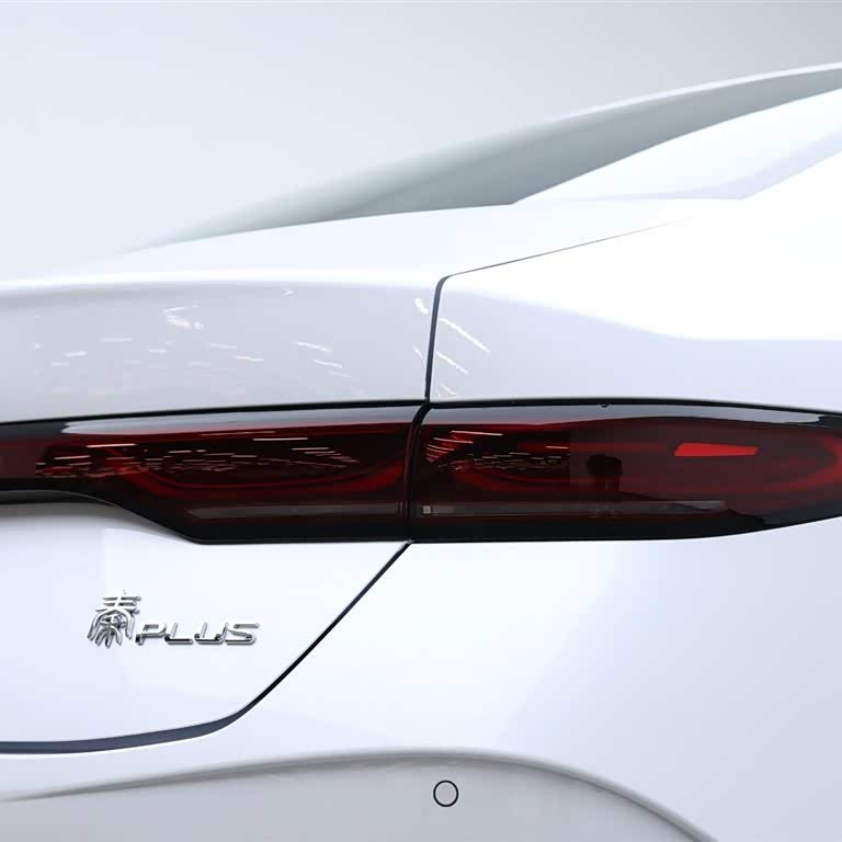 Qin PLUS 2025 DM-i Intelligent Driving Edition 55KM Leading Edition Qin PLUS 2025 DM-i Intelligent Driving Edition 55KM Leading Edition