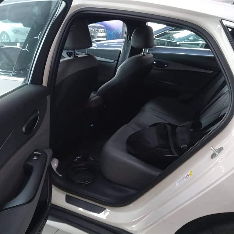 Seal 07 DM-i 2025 DM-i 1.5L 125km Elite Seal 07 DM-i 2025 DM-i 1.5L 125km Elite