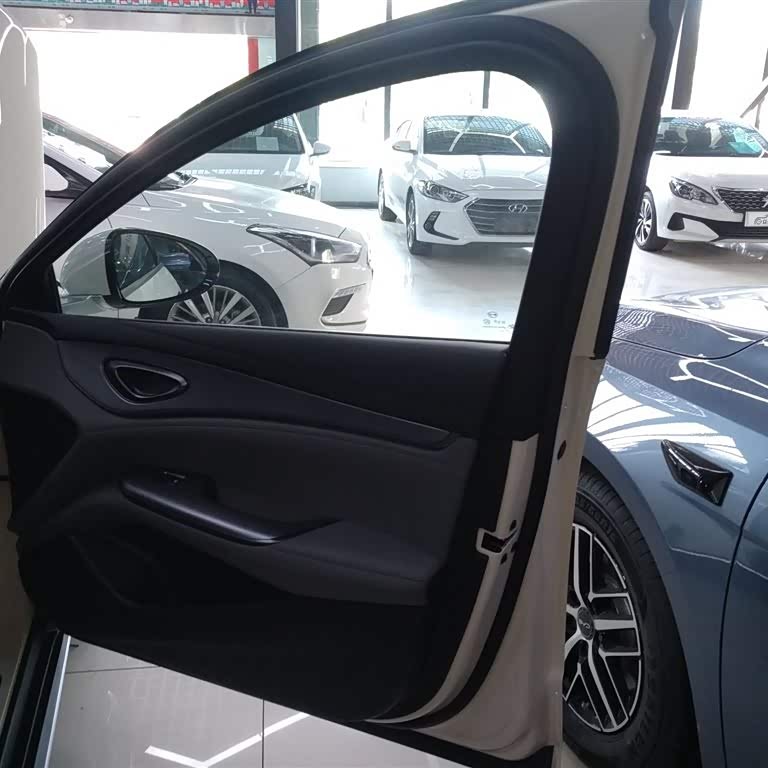 Seal 07 DM-i 2025 DM-i 1.5L 125km Elite Seal 07 DM-i 2025 DM-i 1.5L 125km Elite
