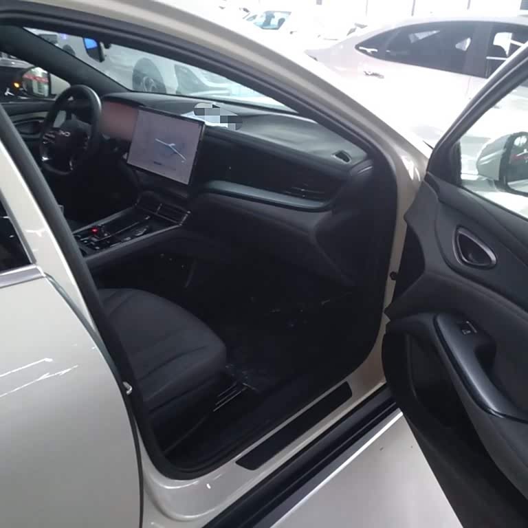 Seal 07 DM-i 2025 DM-i 1.5L 125km Elite Seal 07 DM-i 2025 DM-i 1.5L 125km Elite