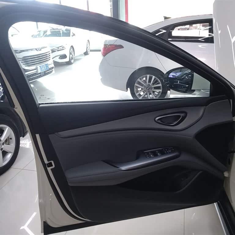 Seal 07 DM-i 2025 DM-i 1.5L 125km Elite Seal 07 DM-i 2025 DM-i 1.5L 125km Elite