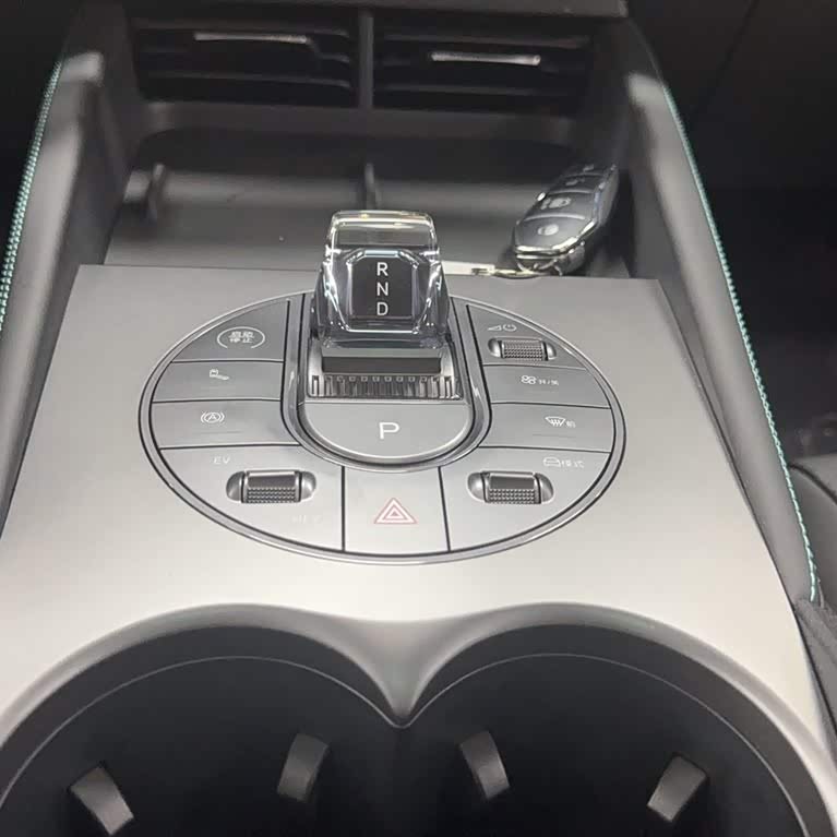 Haibao 06 New Energy 2024 DM-i 120KM Premium Edition Haibao 06 New Energy 2024 DM-i 120KM Premium Edition