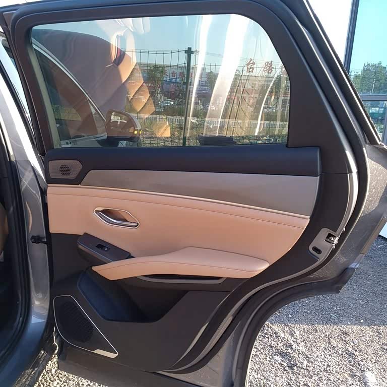 Song L DM-i 2024 model 112km Leading model Song L DM-i 2024 model 112km Leading model