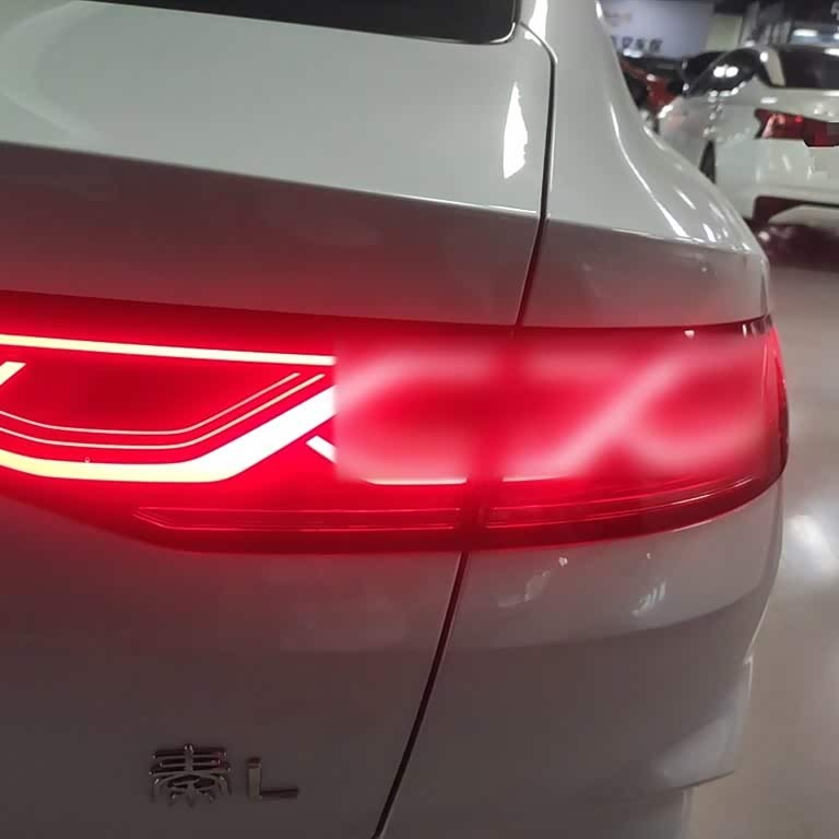 Qin L 2024 DM-i 120KM Beyond Edition Qin L 2024 DM-i 120KM Beyond Edition