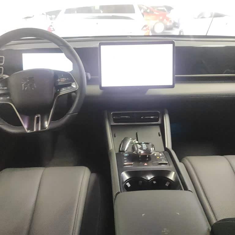 Qin L 2024 DM-i 120KM Beyond Edition Qin L 2024 DM-i 120KM Beyond Edition