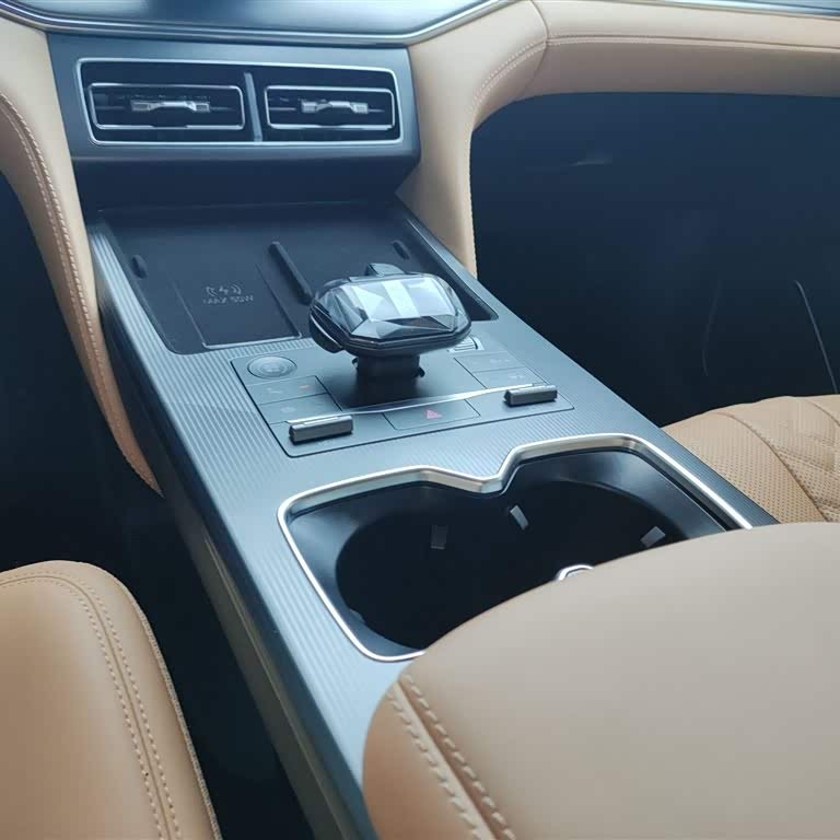 Song L DM-i 2024 model 112km surpassing model Song L DM-i 2024 model 112km surpassing model