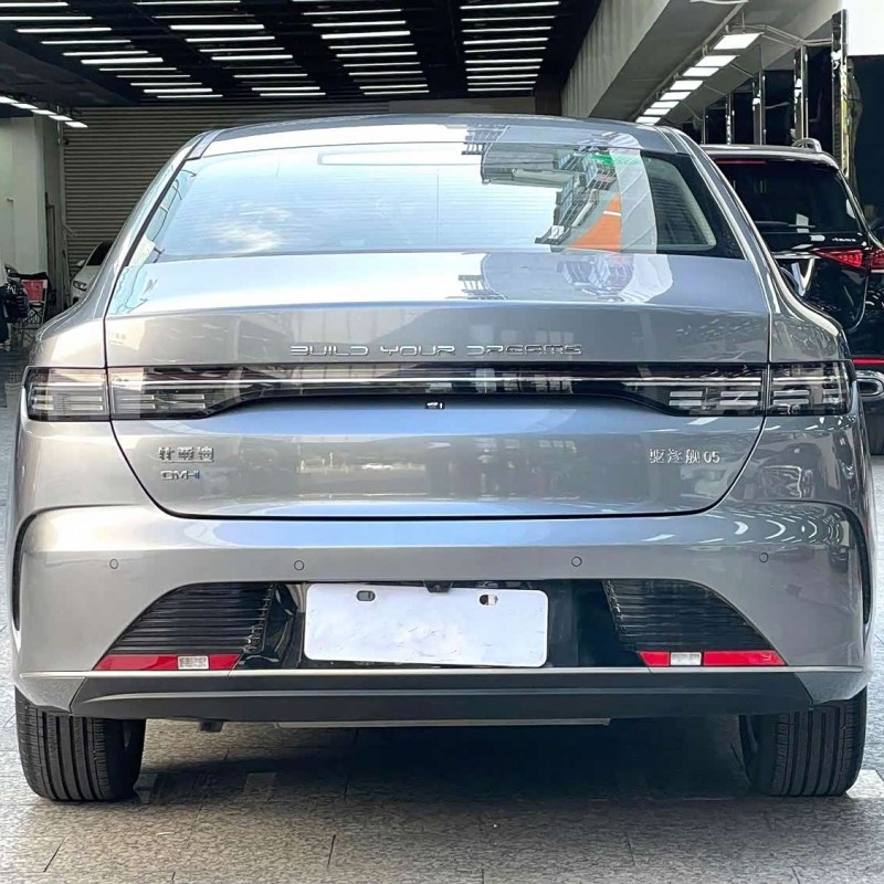 Destroyer 05 2022 DM-i 55KM Luxury Edition Destroyer 05 2022 DM-i 55KM Luxury Edition