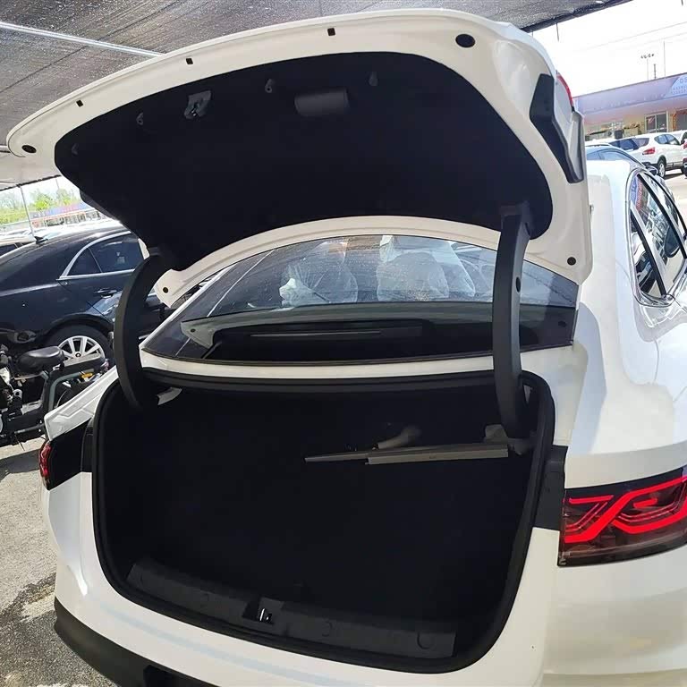 Qin L 2024 DM-i 80KM Beyond Edition Qin L 2024 DM-i 80KM Beyond Edition