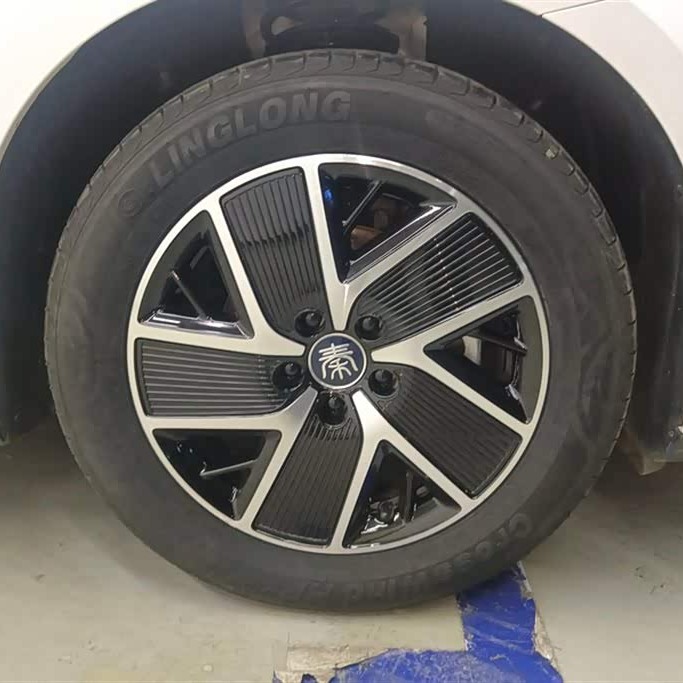 Qin L 2024 DM-i 120KM Leading Edition Qin L 2024 DM-i 120KM Leading Edition