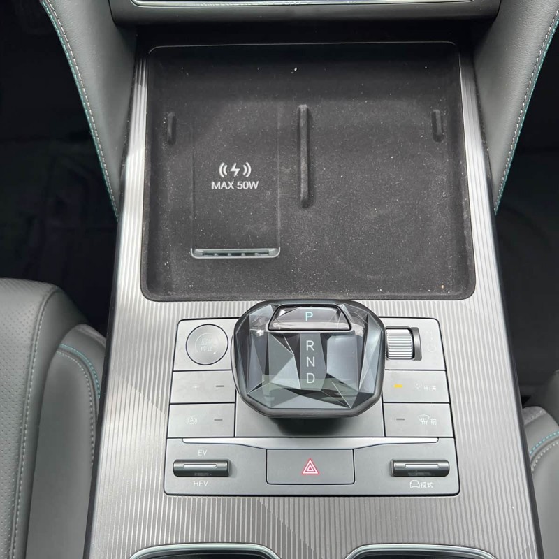 Song L DM-i 2025 Smart Driving Edition 112km Supercharged Song L DM-i 2025 Smart Driving Edition 112km Supercharged