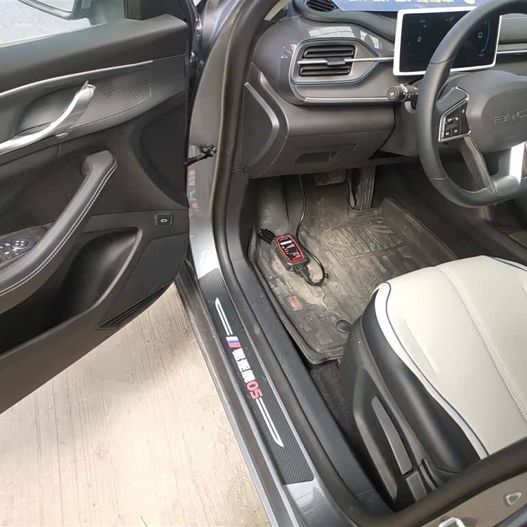 Destroyer 05 2024 Glory Edition DM-i 55KM Luxury Model Destroyer 05 2024 Glory Edition DM-i 55KM Luxury Model