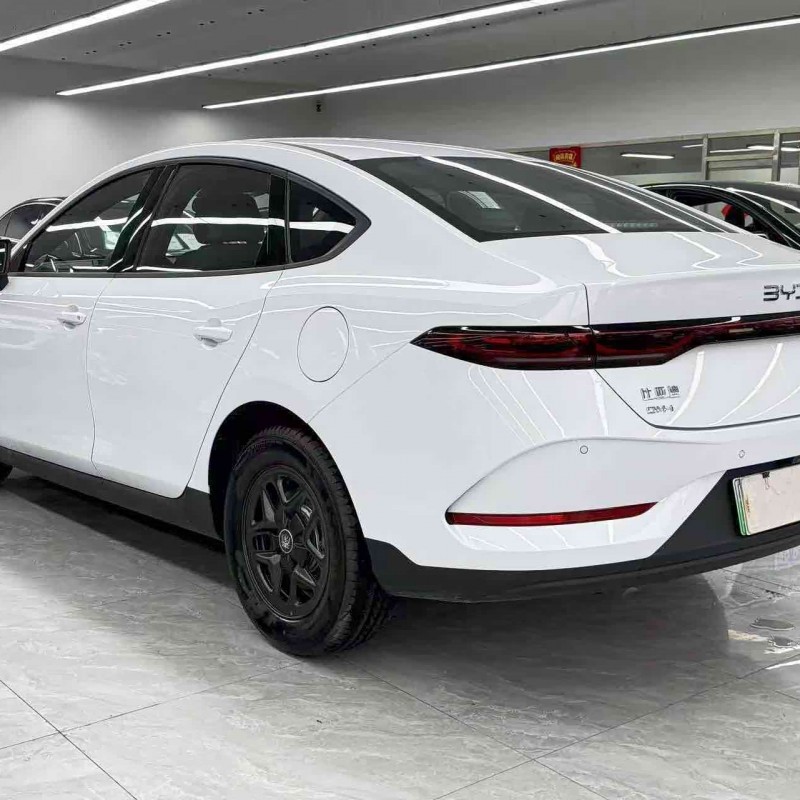 Qin PLUS 2025 DM-i Intelligent Driving Edition 55KM Leading Edition Qin PLUS 2025 DM-i Intelligent Driving Edition 55KM Leading Edition