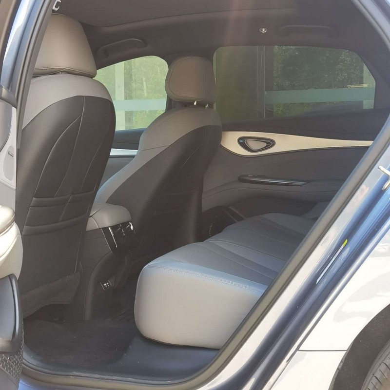 Seal 07 DM-i 2025 DM-i 1.5L 125km Premium Edition Seal 07 DM-i 2025 DM-i 1.5L 125km Premium Edition