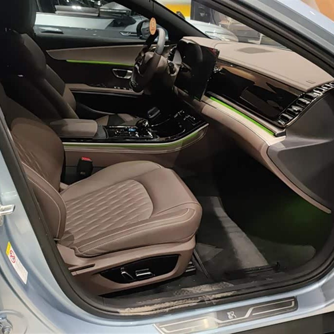 Han 2023 DM-i Champion Edition 121KM Premium Edition Han 2023 DM-i Champion Edition 121KM Premium Edition