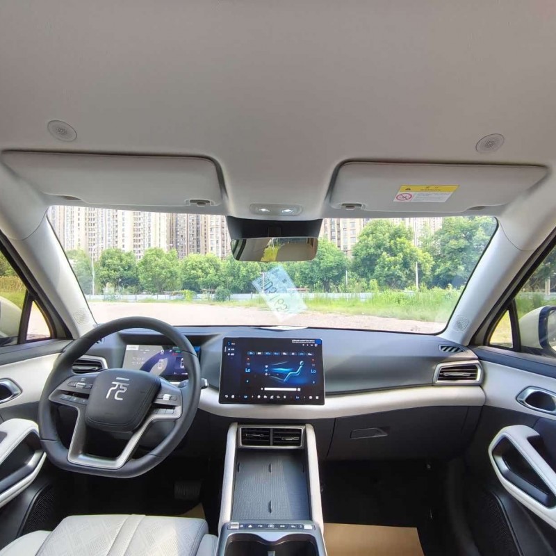 Yuan UP 2025 Smart Driving Edition 401KM Vitality Edition Yuan UP 2025 Smart Driving Edition 401KM Vitality Edition