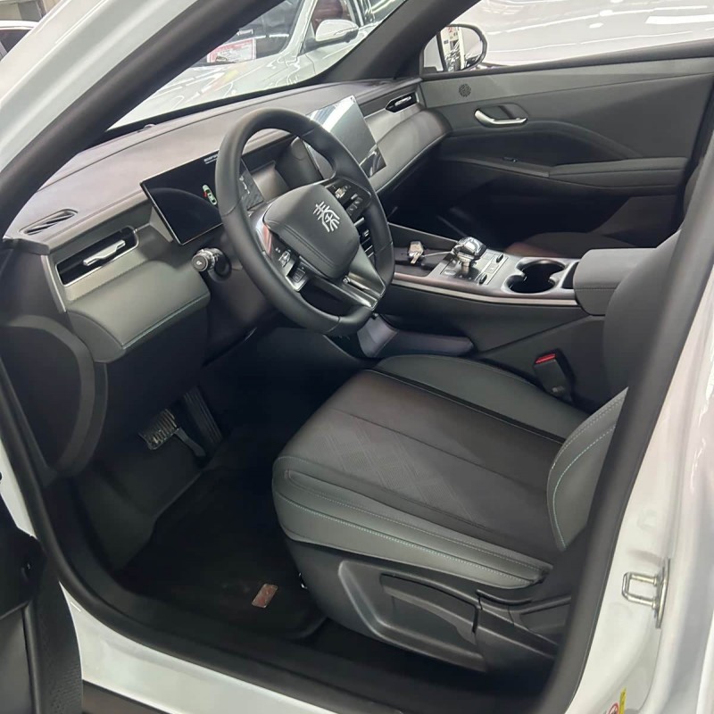 Qin PLUS 2025 DM-i Intelligent Driving Edition 55KM Leading Edition Qin PLUS 2025 DM-i Intelligent Driving Edition 55KM Leading Edition
