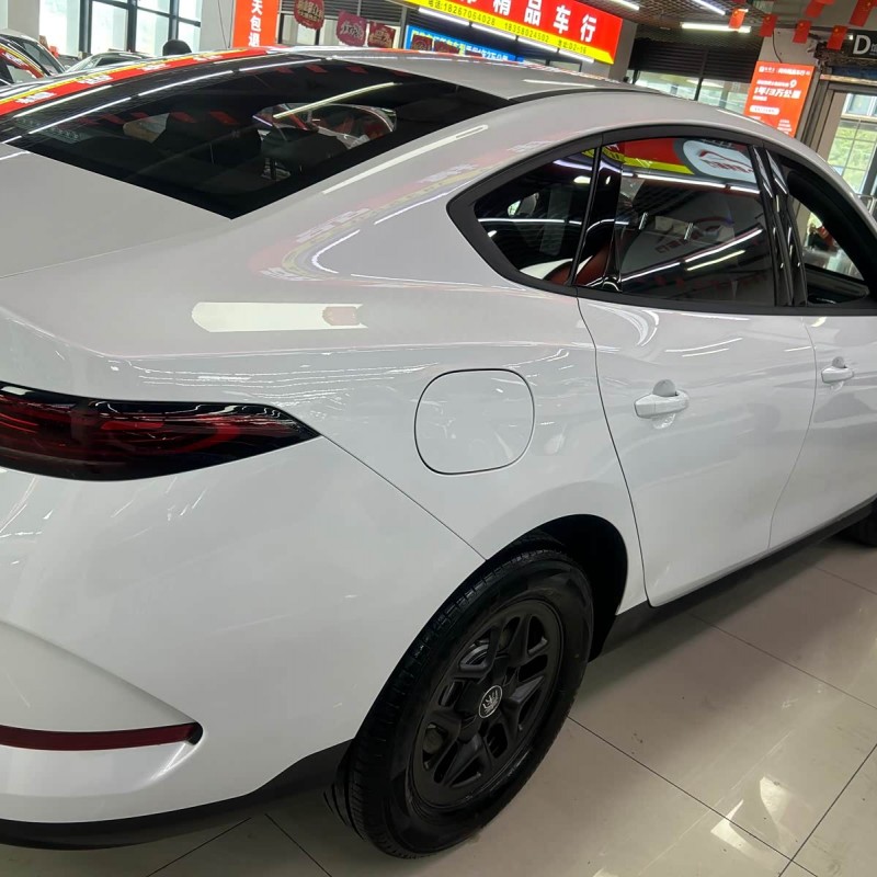 Qin PLUS 2025 DM-i Intelligent Driving Edition 55KM Leading Edition Qin PLUS 2025 DM-i Intelligent Driving Edition 55KM Leading Edition