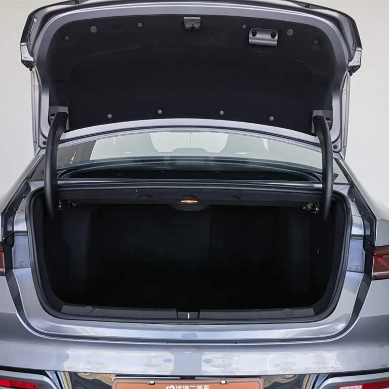 Qin PLUS 2024 Honor Edition EV 420km Leading Model Qin PLUS 2024 Honor Edition EV 420km Leading Model