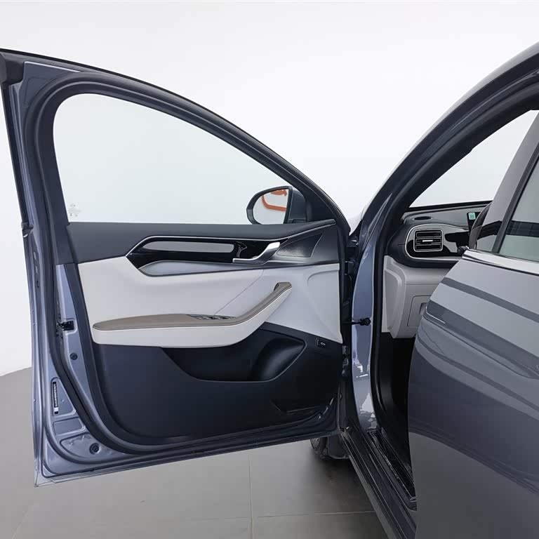 Qin PLUS 2024 Honor Edition EV 420km Leading Model Qin PLUS 2024 Honor Edition EV 420km Leading Model