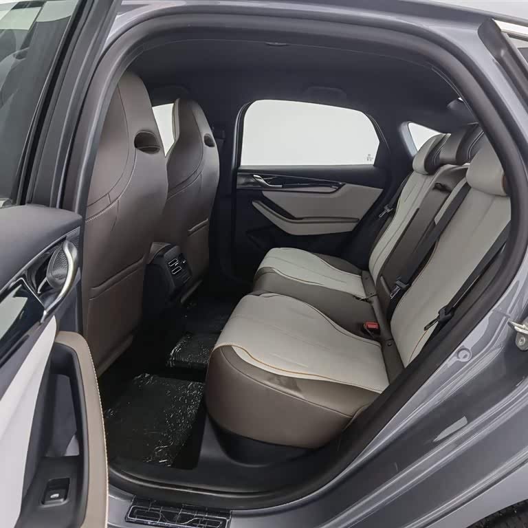 Qin PLUS 2024 Honor Edition EV 420km Leading Model Qin PLUS 2024 Honor Edition EV 420km Leading Model