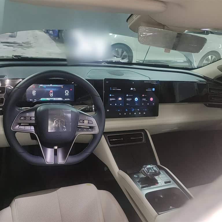 Qin L 2024 DM-i 80KM Beyond Edition Qin L 2024 DM-i 80KM Beyond Edition