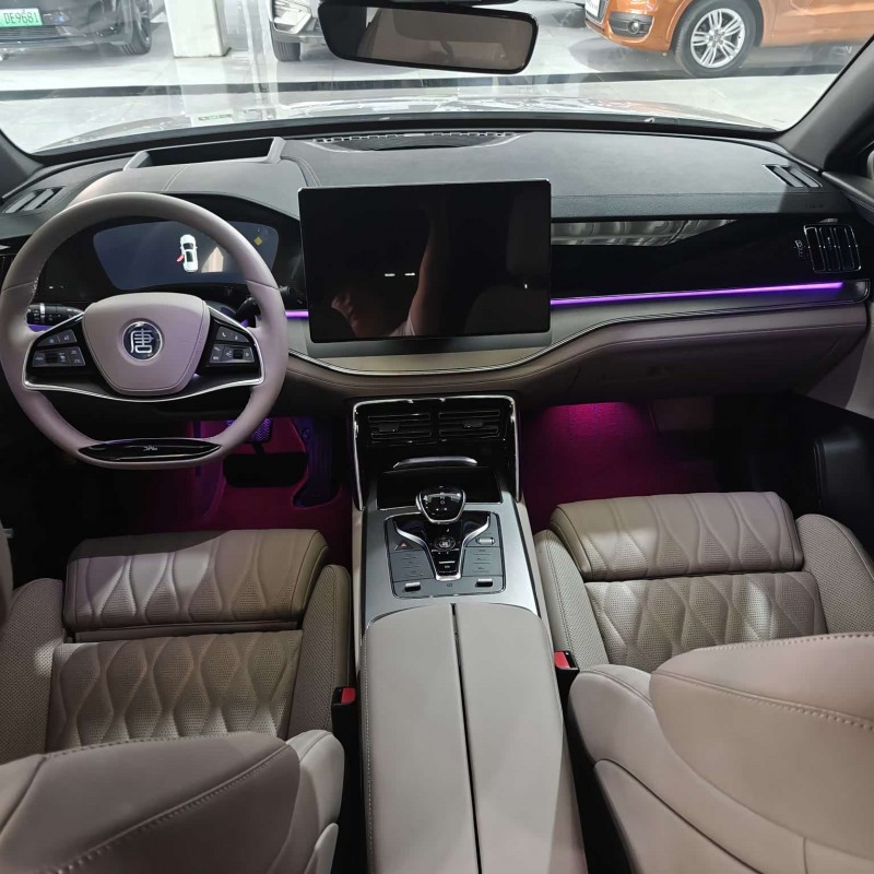Tang New Energy 2025 DM-i 115KM Flagship Model Tang New Energy 2025 DM-i 115KM Flagship Model