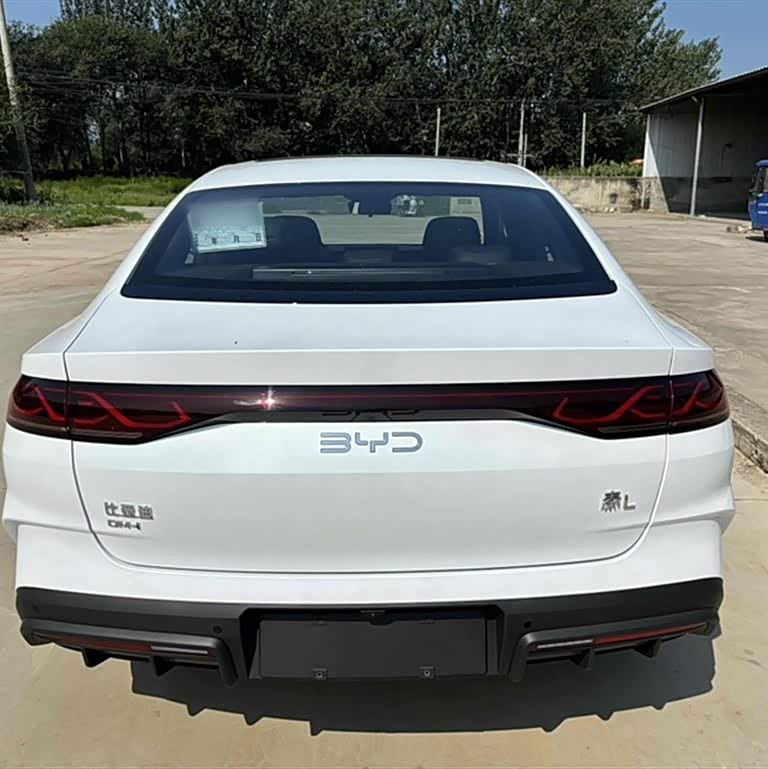 Qin L 2024 DM-i 120KM Leading Edition Qin L 2024 DM-i 120KM Leading Edition