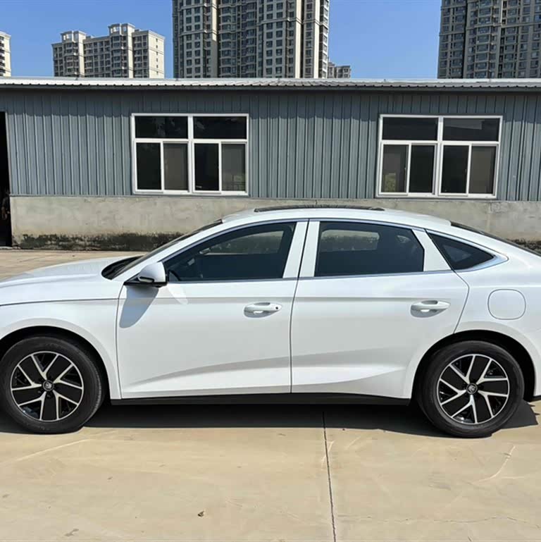 Qin L 2024 DM-i 120KM Leading Edition Qin L 2024 DM-i 120KM Leading Edition